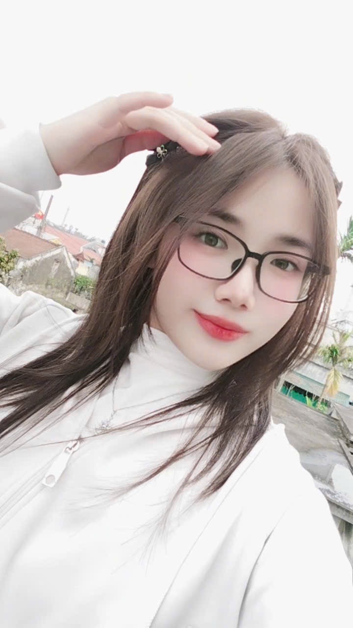 Phạm Tuyết Linh